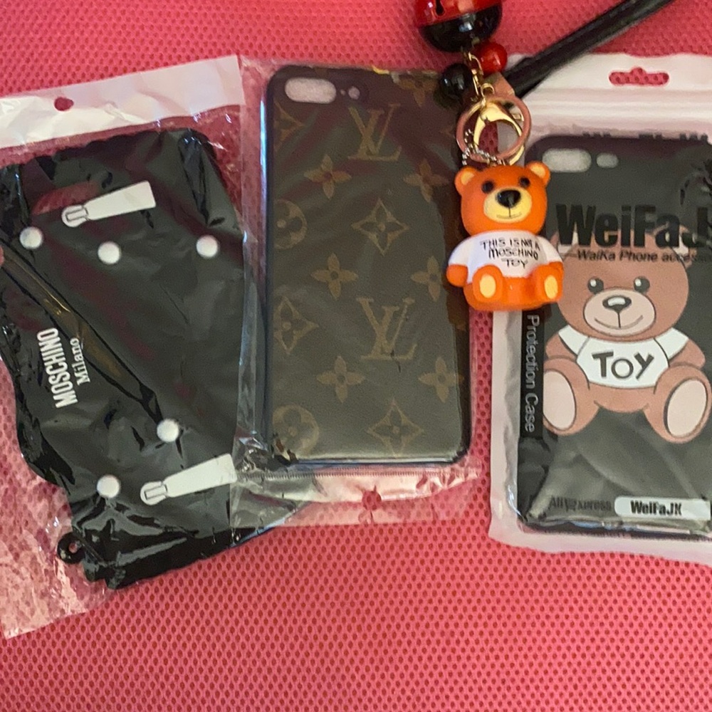 iPhone 7 Plus 3 designer cases and keychain pls see photos